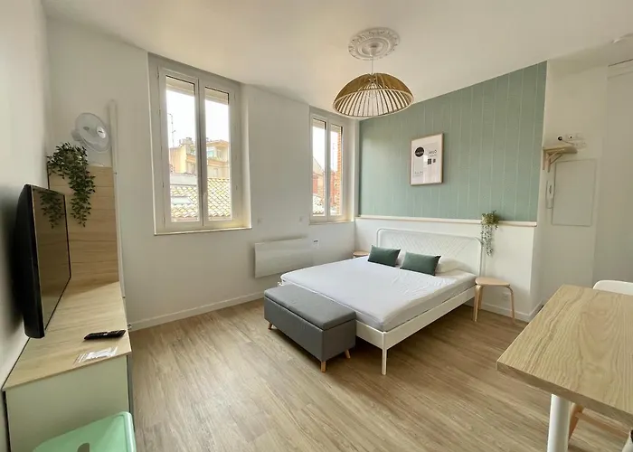 Vaissette By Yume Daire